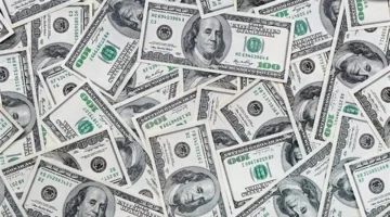 تحركات جديدة.. سعر صرف الدولار مقابل الجنيه في البنوك المصرية خلال تعاملات الأربعاء